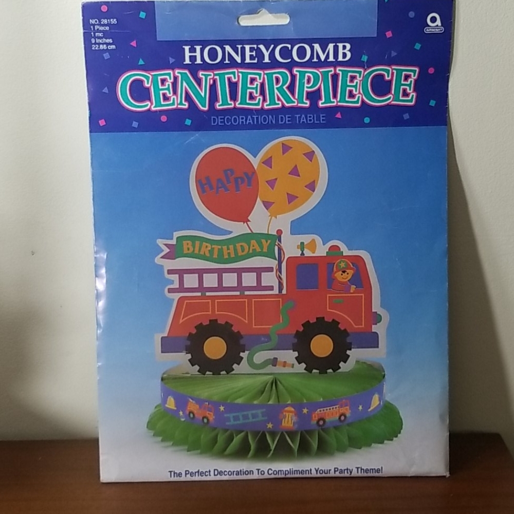 🚒4 / $10🚒❗Firetruck Honeycomb Centerpiece